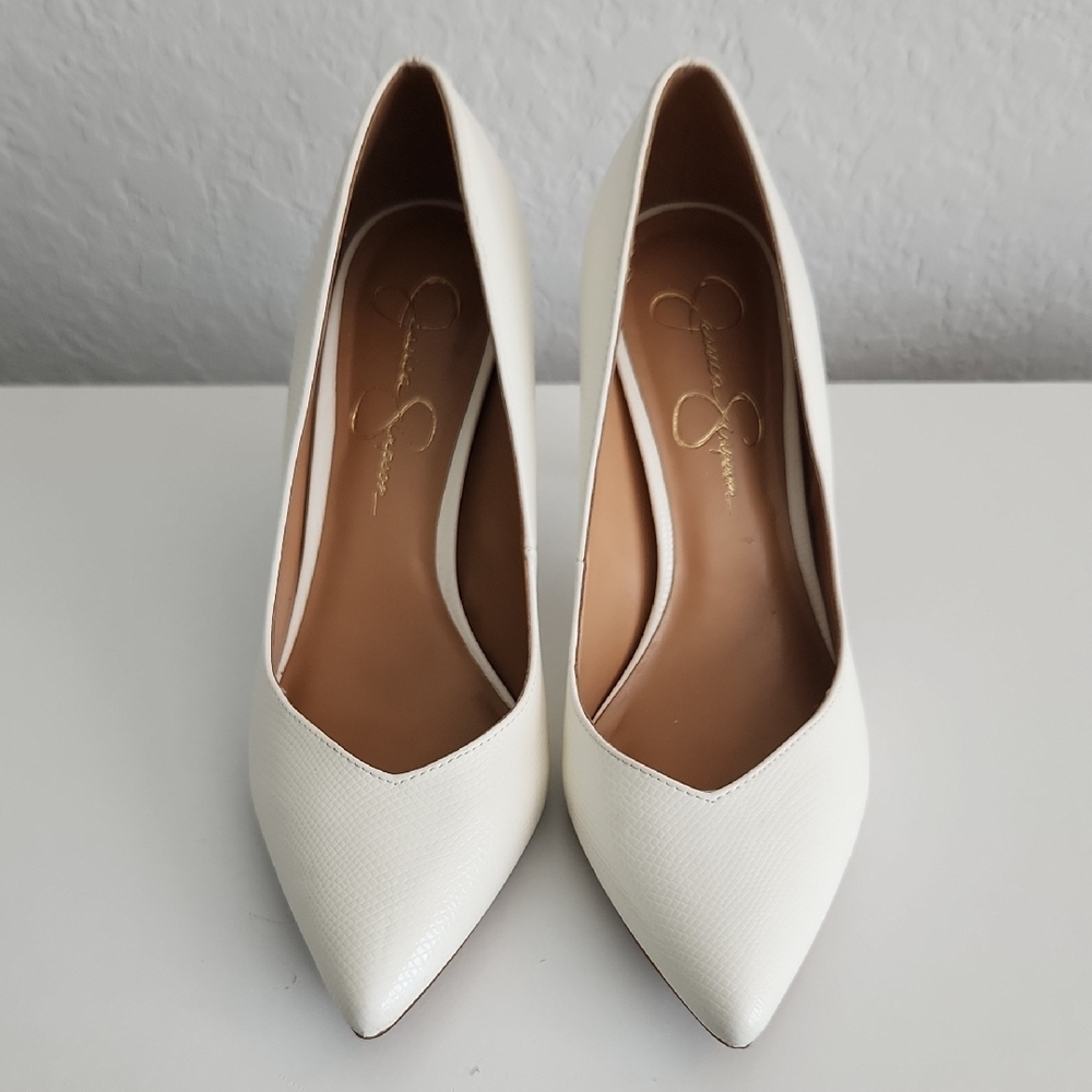 Jessica Simpson Women's White Pumps